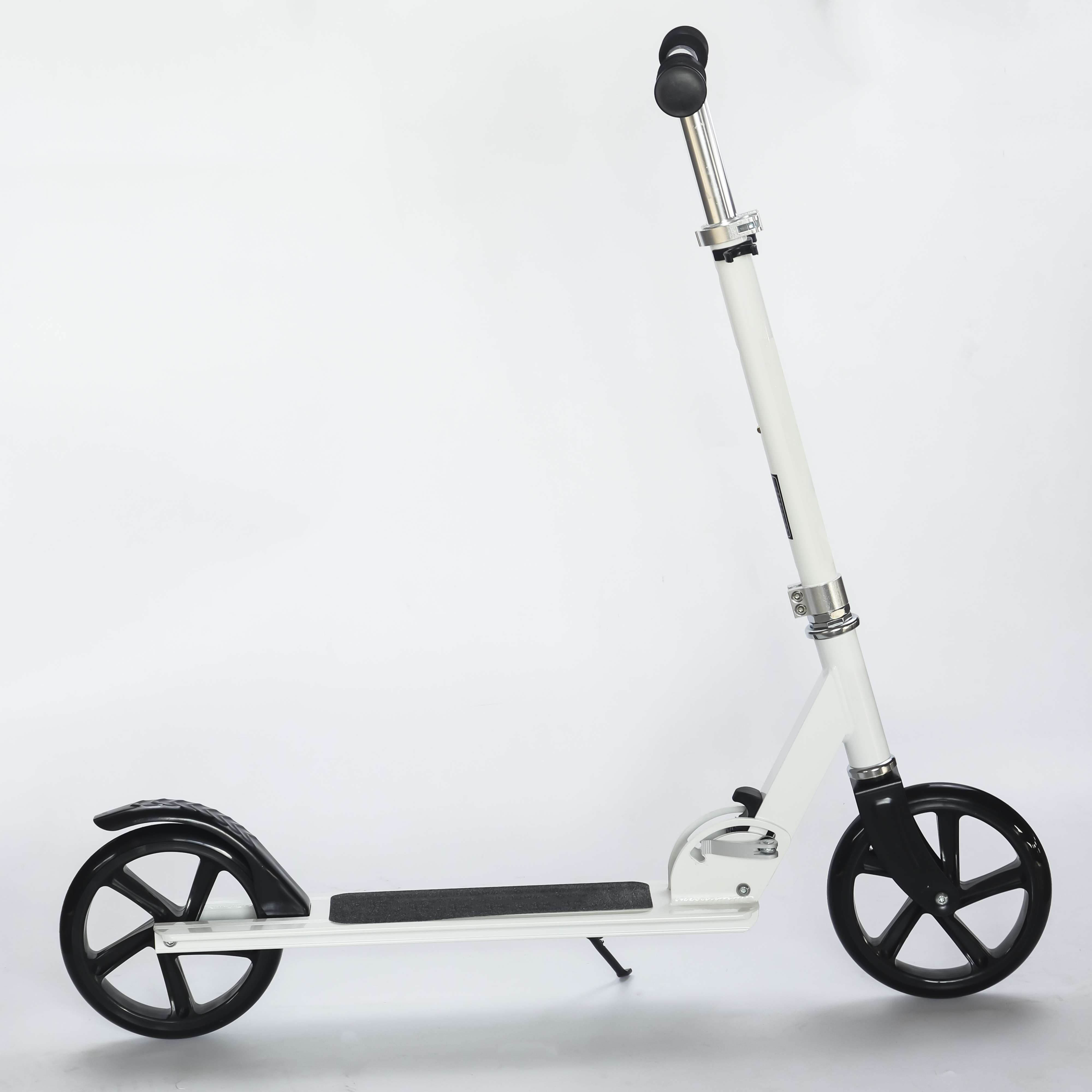 A003 Scooter White 0