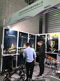 Annelawson pedal scooter green travel preferred